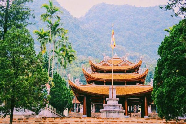 Huong Pagoda Day Trip